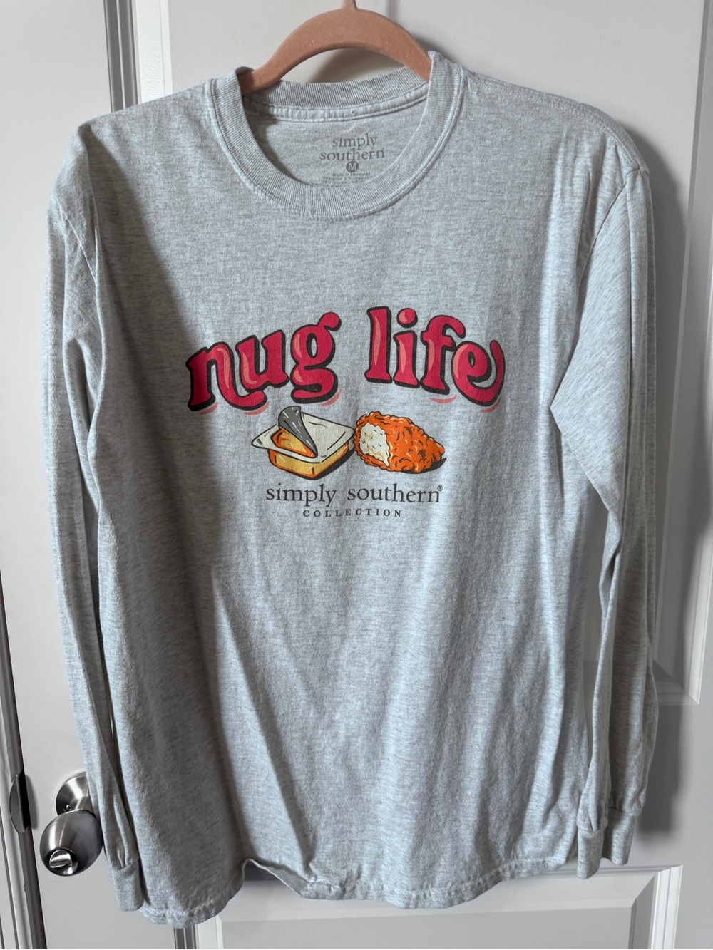 Simply Southern "Nug Life" Long Sleeve Tee - Light Gray - Medium